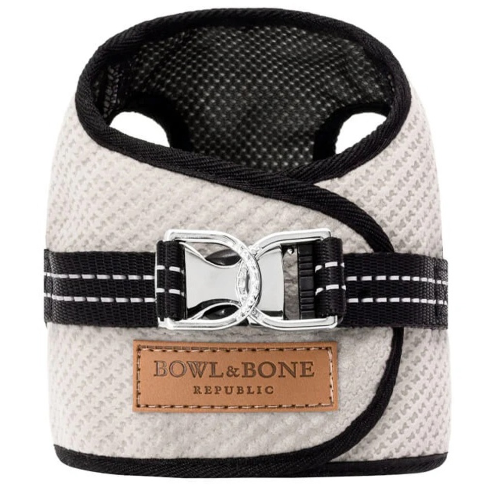 Bowl & Bone Dog Harness SOHO Cream Color Size XS New With Tags